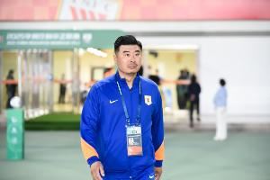 鲁媒:泰山24人参加合练五外援都可出场 韩鹏时刻关注B队比赛