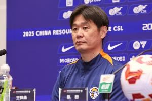 李霄鹏:足协杯失利大家气势有些低沉 希望这场比赛能够打出气势