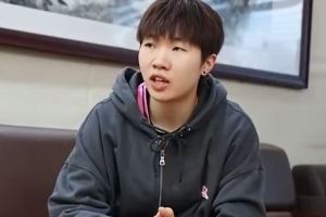 陈玉婕:大运会金牌离不开教练组的努力 他们经常熬到凌晨四五点