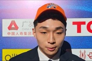 吴泽昊:为上海队打球是一直以来的梦想 要赶紧适应一下CBA