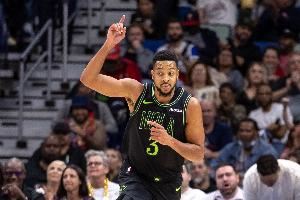 CJ:当看到很久没联系的杜马斯打我电话时 我就感觉要被交易了
